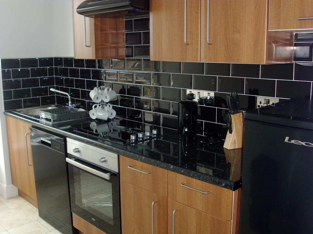 Lockinbar Holiday Apartments Tenby Exterior foto